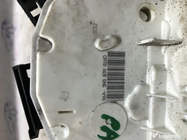 Broasca dreapta spate Volkswagen Passat CC 2011