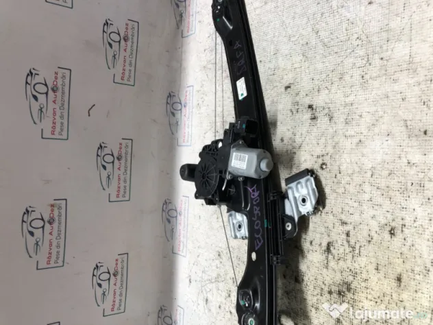 Motoras macara dreapta fata Ford Ecosport 2015