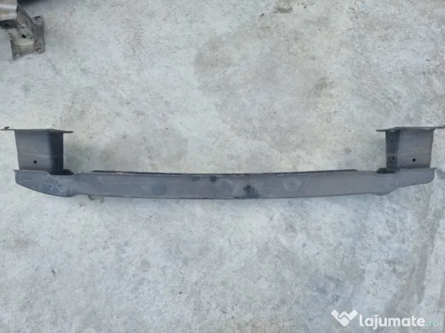 Intaritura bara spate Volkswagen Passat B8 Break 2015