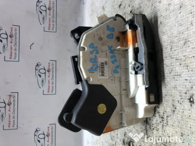Broasca dreapta spate Volkswagen Passat B8 2015