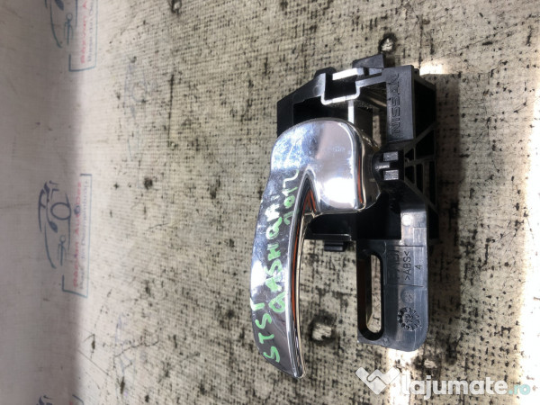 Maner interior stanga spate Nissan Qashqai 2012