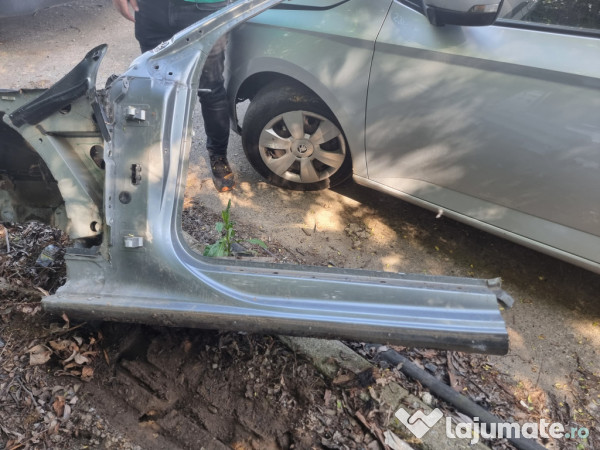 Prag stanga tabla Audi A5 Cabrio 2010