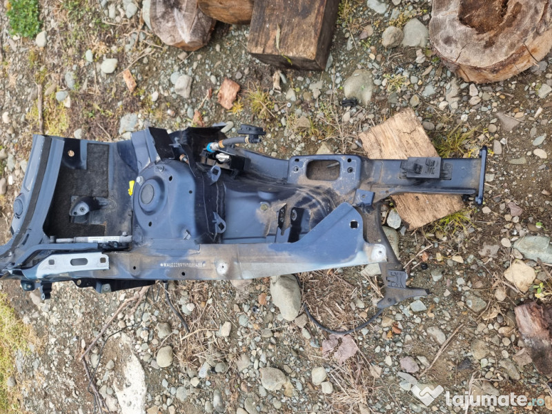 Lonjeron dreapta Audi A3 8V Berlina 2015