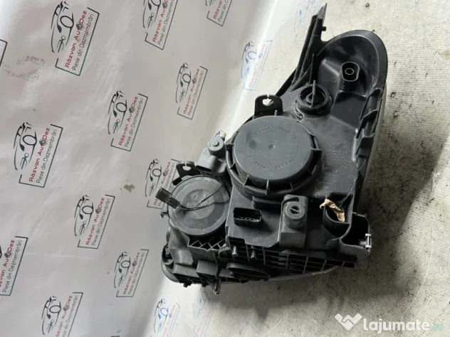 Far dreapta Nissan Qashqai 2012
