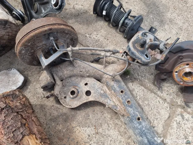 Punte spate Ford Ecosport 2015