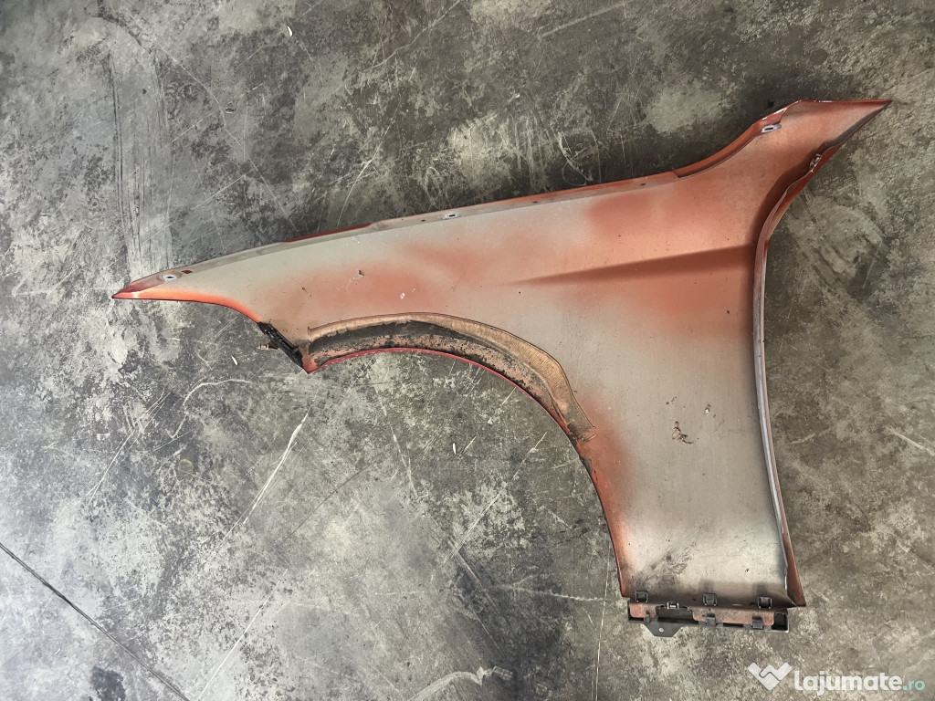 Aripa Dreapta Fata BMW Seria 1 F20 2014