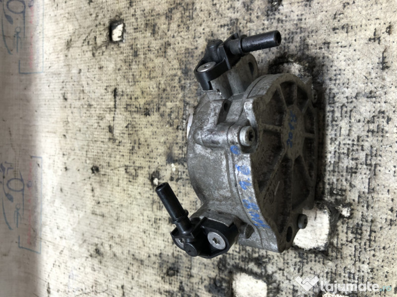Pompa vacuum Peugeot 3008 1.6 Motorina 2018