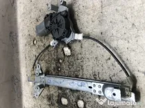 Macara geam stanga spate Nissan Qashqai 2012