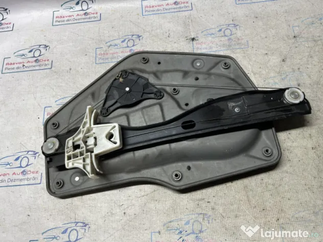 Macara geam stanga spate Skoda Superb 2 2010