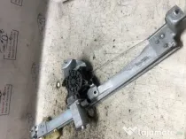 Macara geam stanga fata Renault Captur 2015