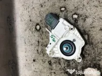 Motoras macara stanga spate Skoda Yeti 2013