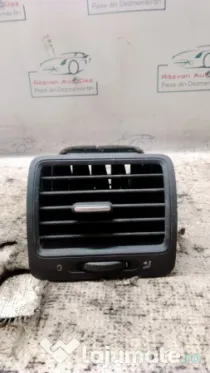 Grila ventilatie dreapta Volkswagen Golf 5 2005