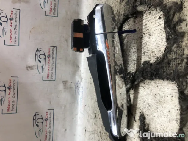 Maner exterior stanga spate Citroen C1 2016