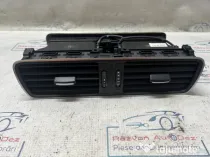 Grila ventilatie centrala Volkswagen Passat CC 2014