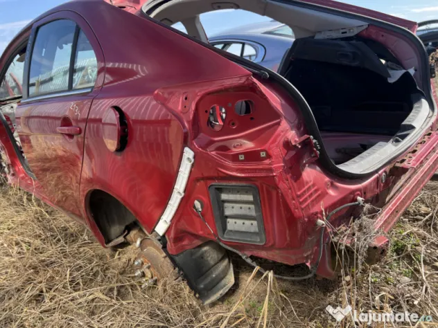 Aripa Stanga Spate Mitsubishi Lancer 2010