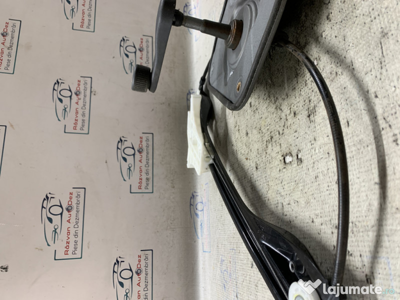 Macara geam dreapta spate Skoda Fabia 2 - Motorina 2010