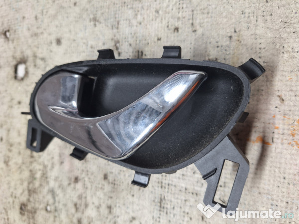 Maner interior stanga fata Nissan Qashqai - Motorina 2015