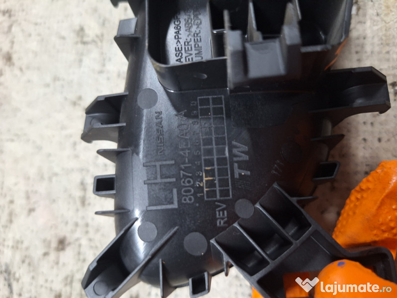 Maner interior stanga fata Nissan Qashqai - Motorina 2015