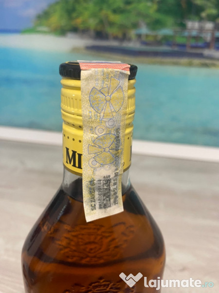 Zarea coniac milcov 5 *, 0.5 l, alc 28 %, pachet cu 2 pahare