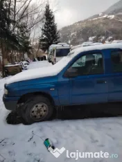 Mazda B 2500 masina 