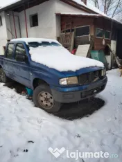 Mazda B 2500 masina 