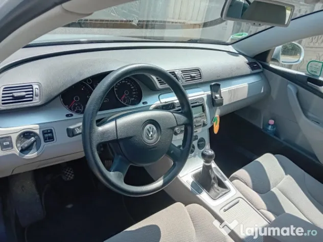 Volkswagen VW Passat 2010