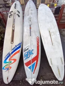 Placa de Windsurf, cu catarg si Boom (rigida, nu SUP pneumatic)