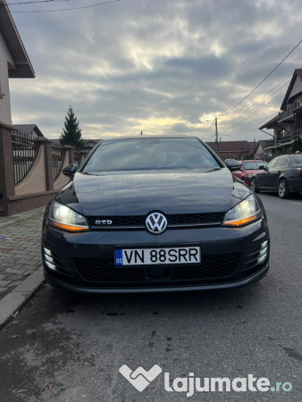 VOLKSWAGEN Golf 2016