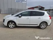 Dezmembrez Peugeot 3008 Hybrid 4x4 2.0 HDI RHC 200 cai an 2012