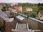 Apartament de 2 camere, decomandat, zona UMF 