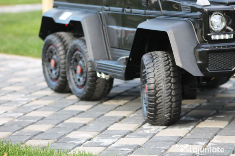 Masinuta electrica Mercedes G63 6x6 270W PREMIUM #Black