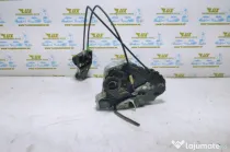 Broasca incuietoare usa stanga spate Toyota RAV4 3 (XA30) [2005 - 2010