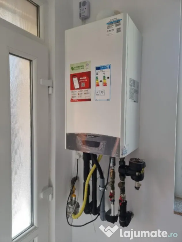 SP birou la casa central , lux 2 cam dep , baie , intr auto