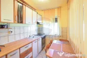 Casă cu anexe și teren de 4177 mp de vânzare, Munteni,... 