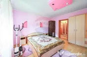 Casă cu anexe și teren de 4177 mp de vânzare, Munteni,... 
