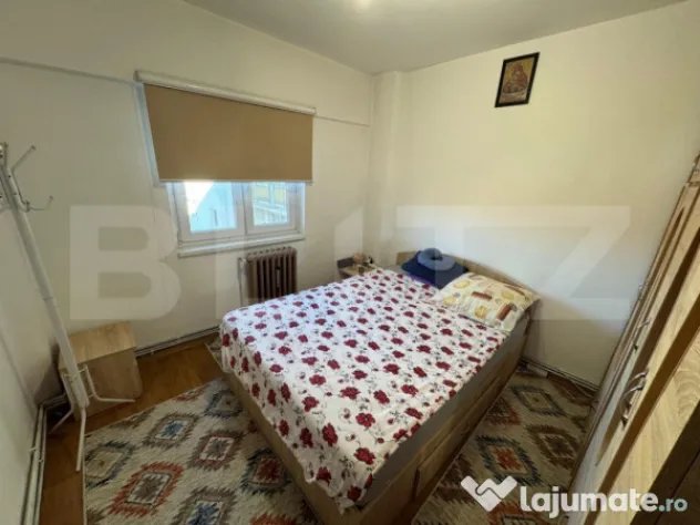 Apartament de vânzare cu 2 camere, decomandat – Zona Indu