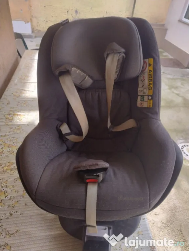 Scaun copil cu izofix de la maxi cosi