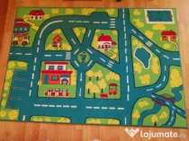 Covor camera copilului