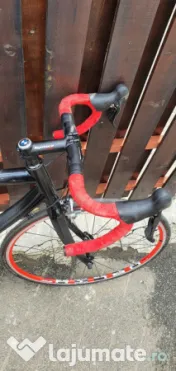 Bicicletă BMW M de carbon 