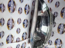 Far stanga lupa Renault Captur 2013