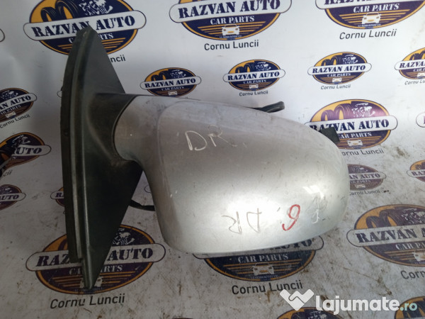 Oglinda dreapta incompleta Volkswagen Passat B6