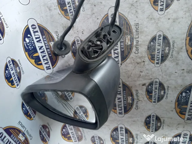 Oglinda dreapta incompleta Opel Corsa