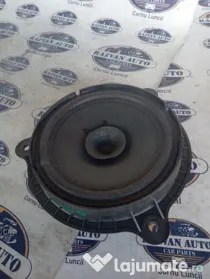 Boxa dreapta spate Dacia Duster 2019