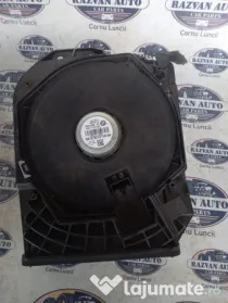 Boxa podea dreapta BMW F30