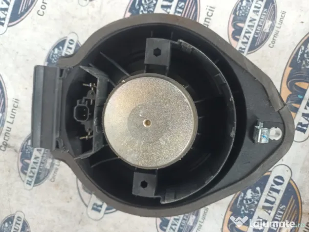Boxa stanga fata Opel Astra J