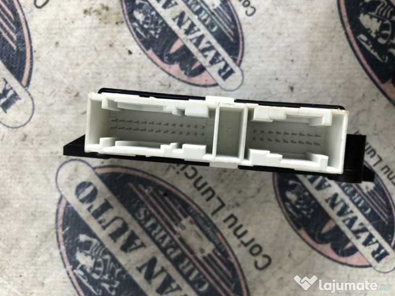 Modul Senzori Parcare Skoda Fabia 3 2015