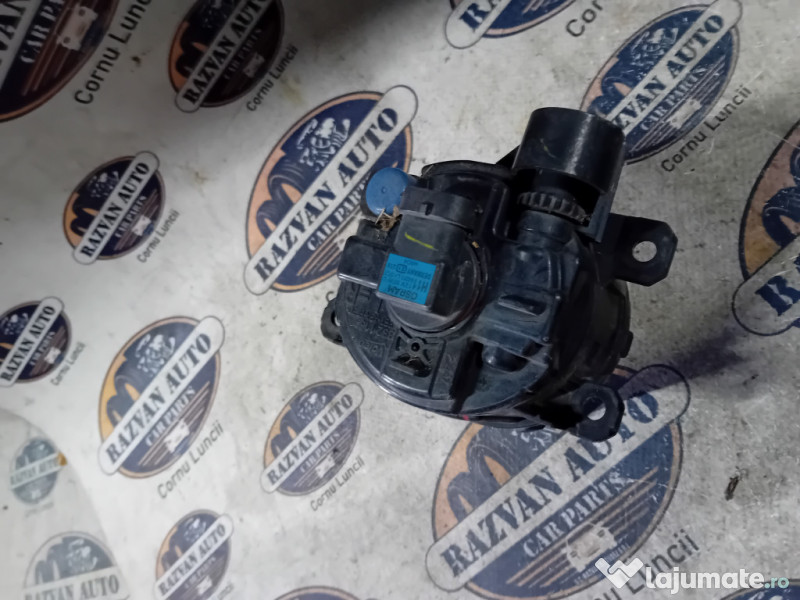Proiector dreapta Citroen C4 Picasso