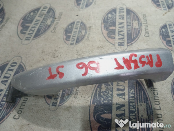 Maner exterior stanga spate Volkswagen Passat B6 2008
