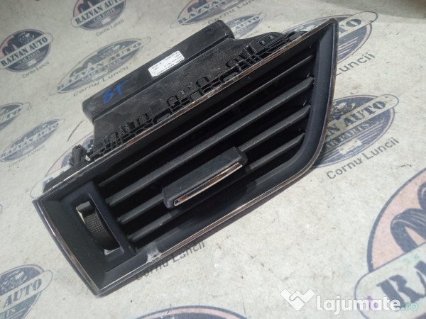 Grila ventilatie stanga Skoda Superb 3 2015