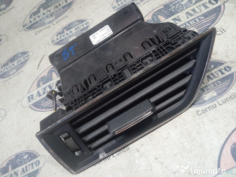 Grila ventilatie stanga Skoda Superb 3 2015